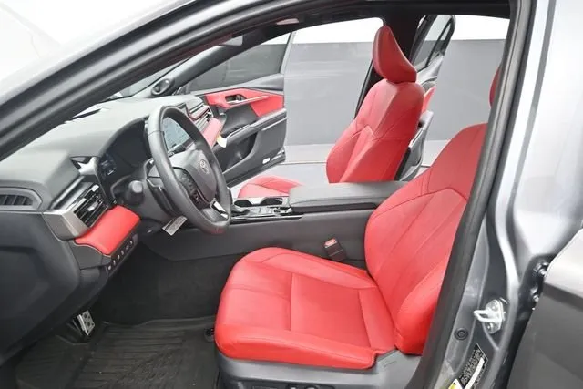 2026 Toyota Camry XSE thumbnail 12