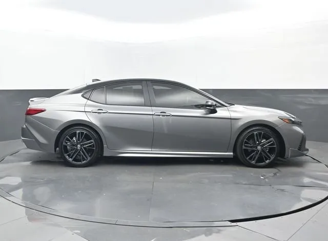 2026 Toyota Camry XSE thumbnail 2