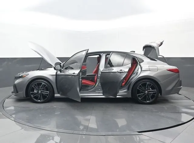 2026 Toyota Camry XSE thumbnail 33