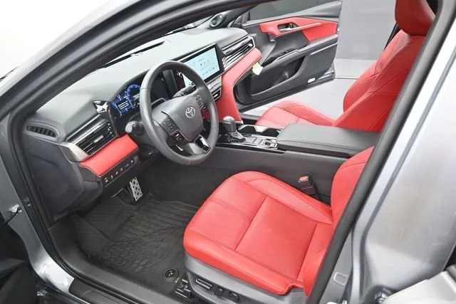 2026 Toyota Camry XSE thumbnail 5