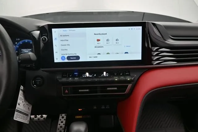 2026 Toyota Camry XSE thumbnail 7