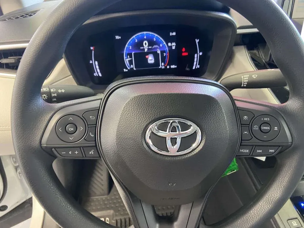 2026 Toyota Corolla Cross L thumbnail 20