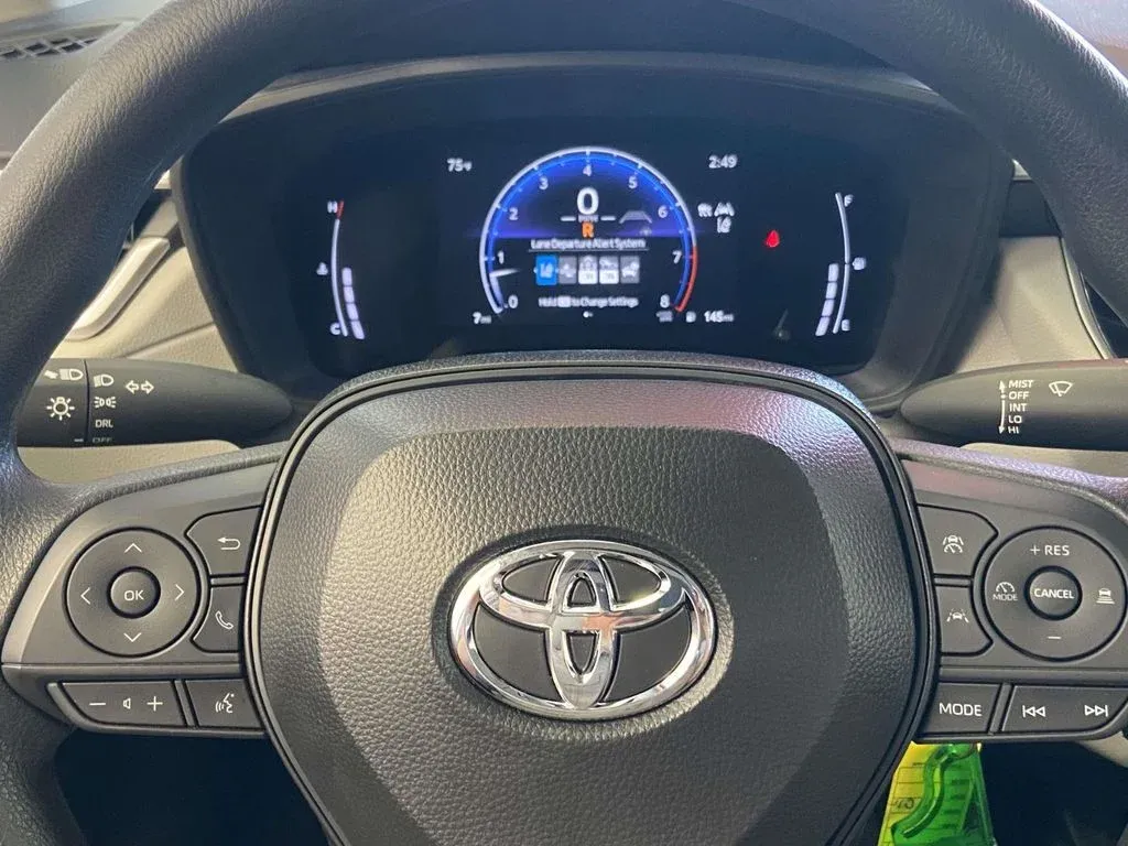 2026 Toyota Corolla Cross L thumbnail 27