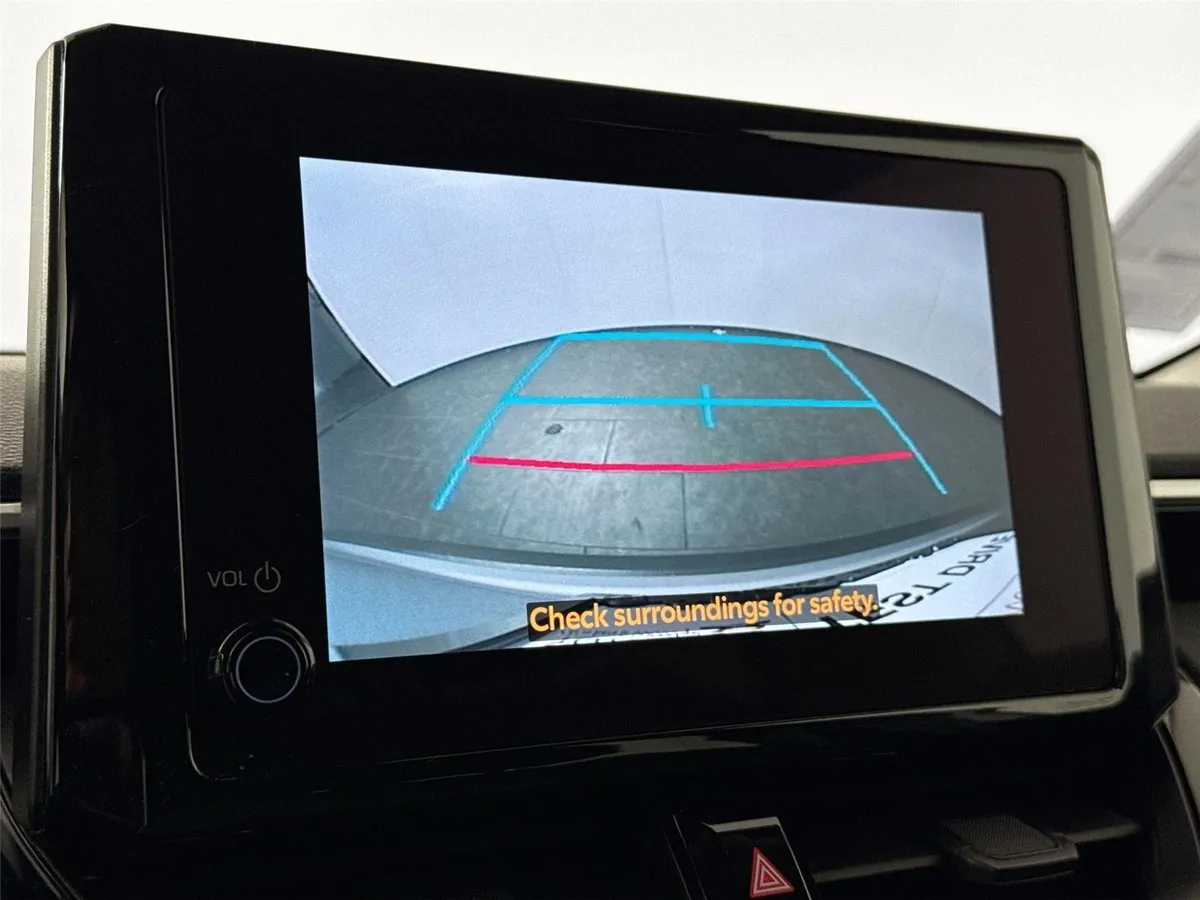 2026 Toyota Corolla Cross LE thumbnail 23