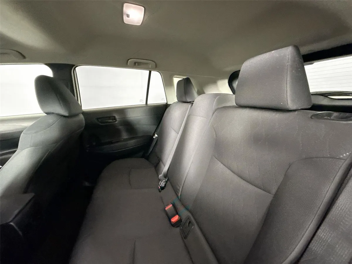 2026 Toyota Corolla Cross LE thumbnail 28