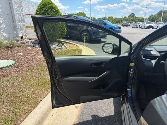 2026 Toyota Corolla Hybrid LE thumbnail 24