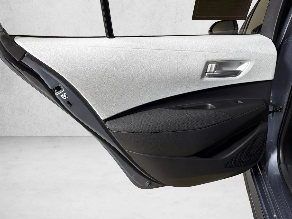 2026 Toyota Corolla Hybrid SE thumbnail 21