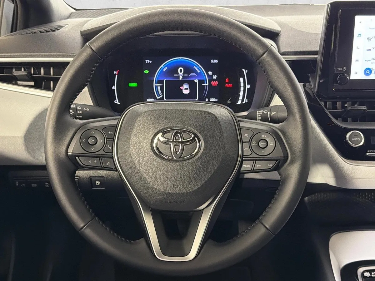 2026 Toyota Corolla Hybrid SE thumbnail 23