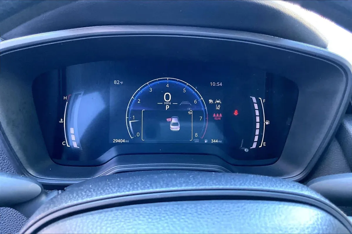 2026 Toyota Corolla LE thumbnail 26