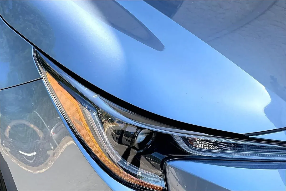 2026 Toyota Corolla LE thumbnail 28