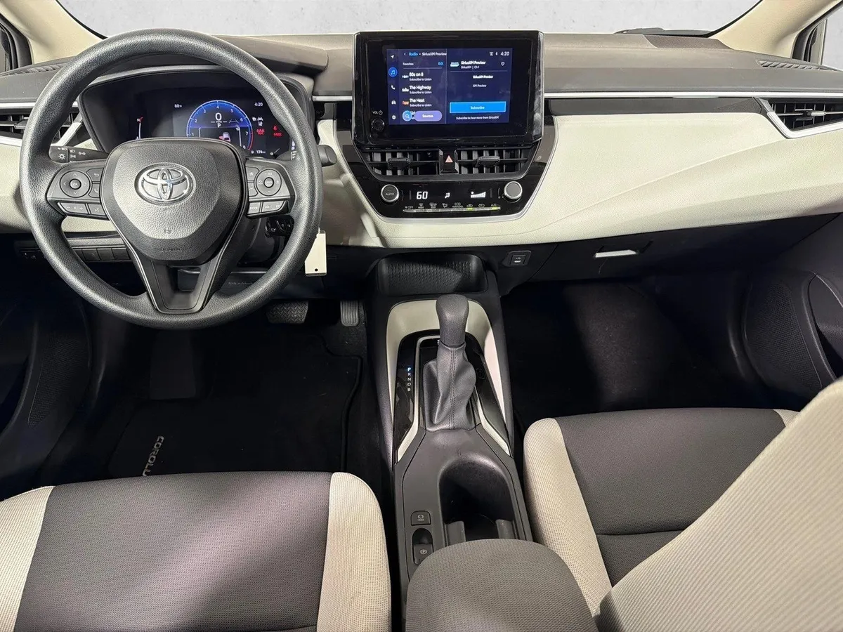 2026 Toyota Corolla LE thumbnail 22