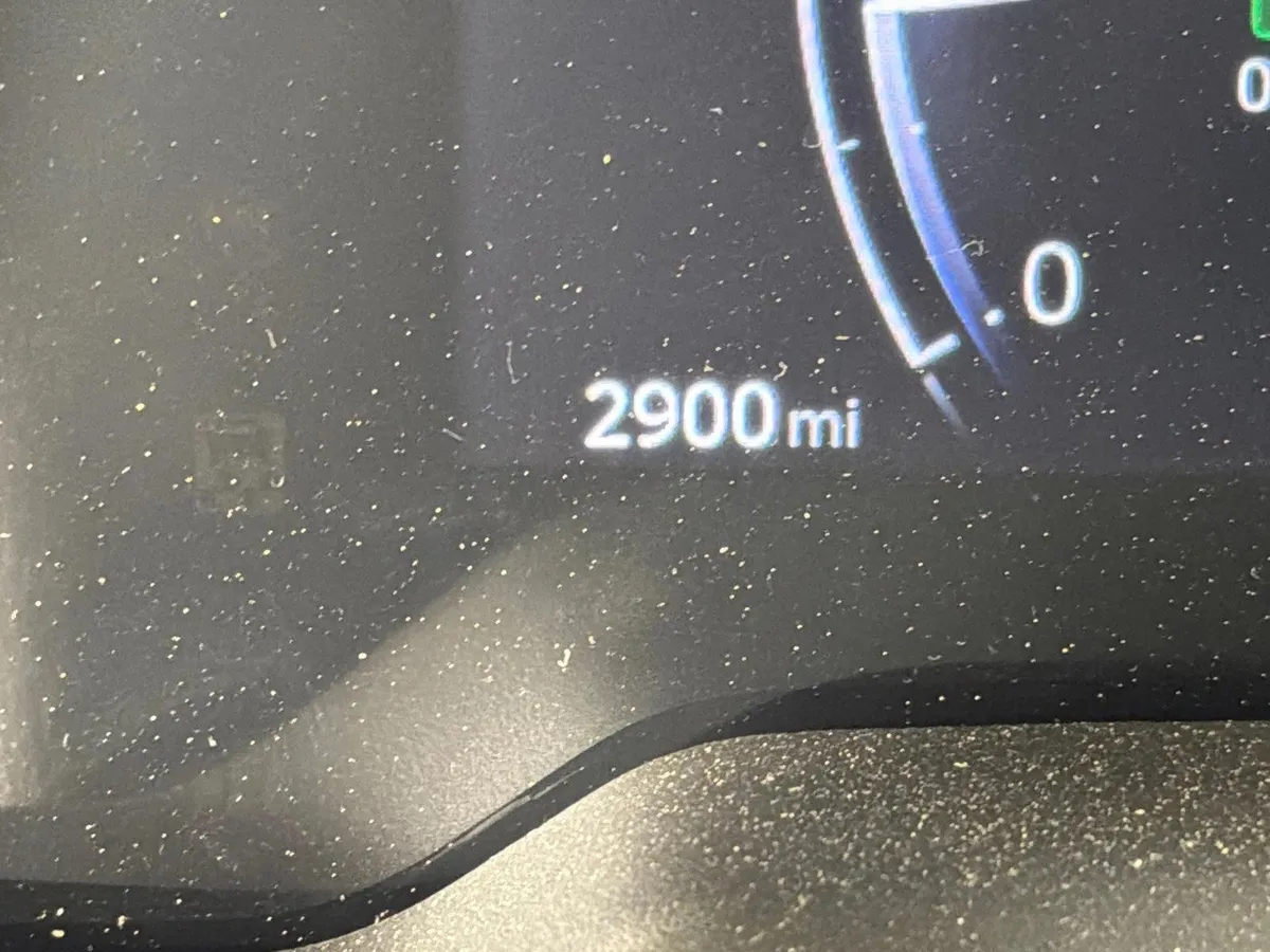 2026 Toyota Corolla LE thumbnail 27