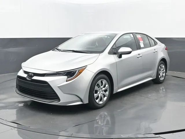 2026 Toyota Corolla LE thumbnail 21