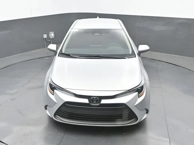 2026 Toyota Corolla LE thumbnail 27