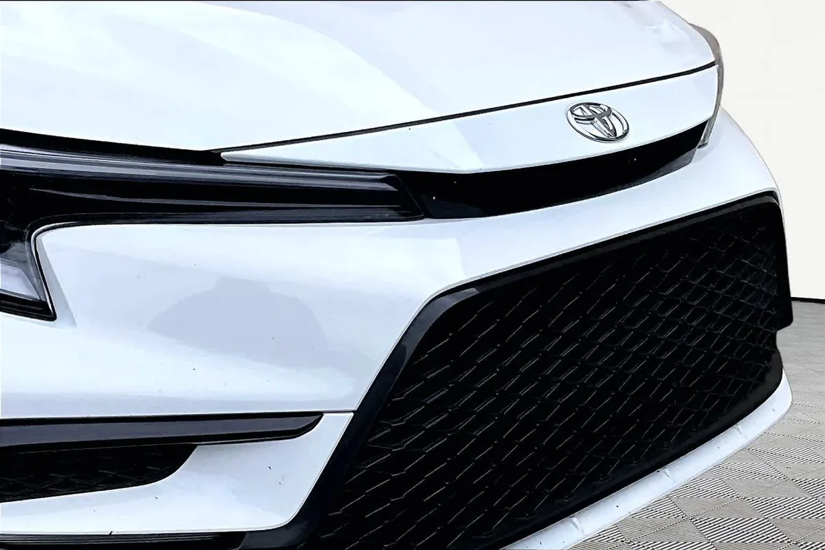 2026 Toyota Corolla SE thumbnail 29