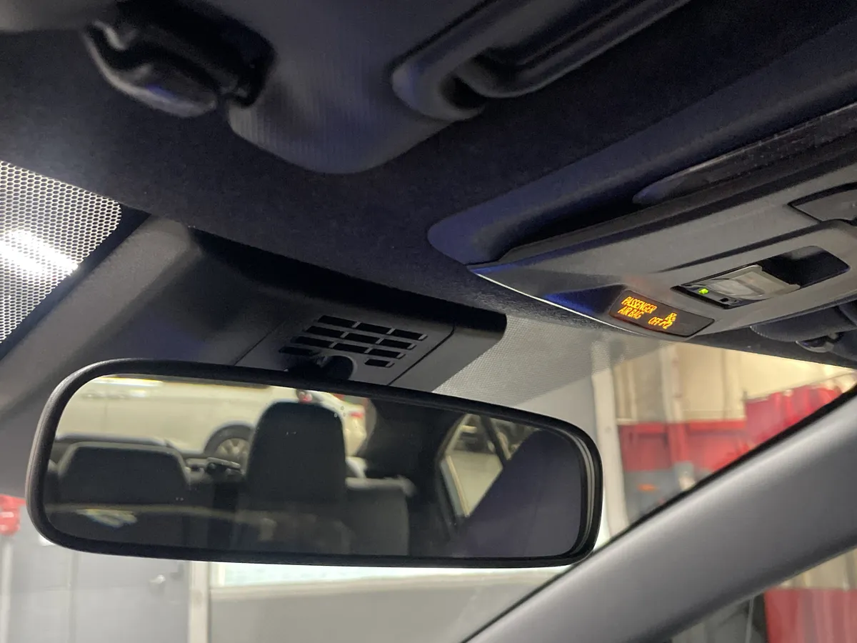 2026 Toyota Corolla SE thumbnail 27