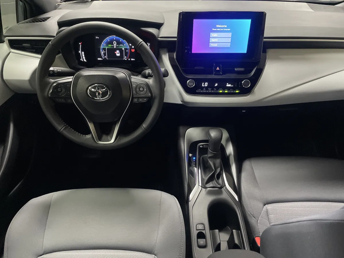 2026 Toyota Corolla SE thumbnail 28