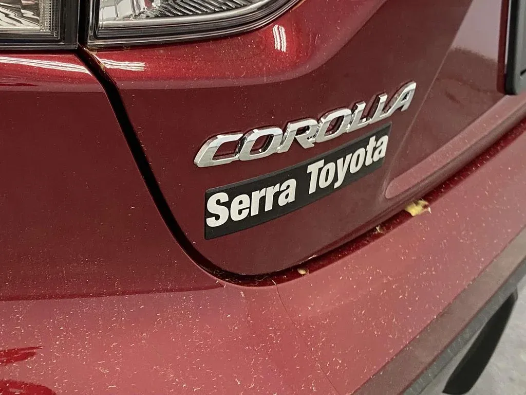 2026 Toyota Corolla SE thumbnail 11