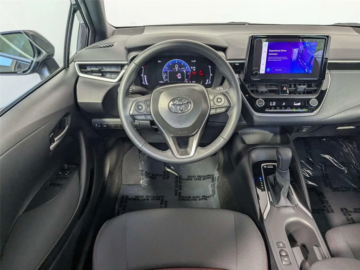 2026 Toyota Corolla SE thumbnail 36