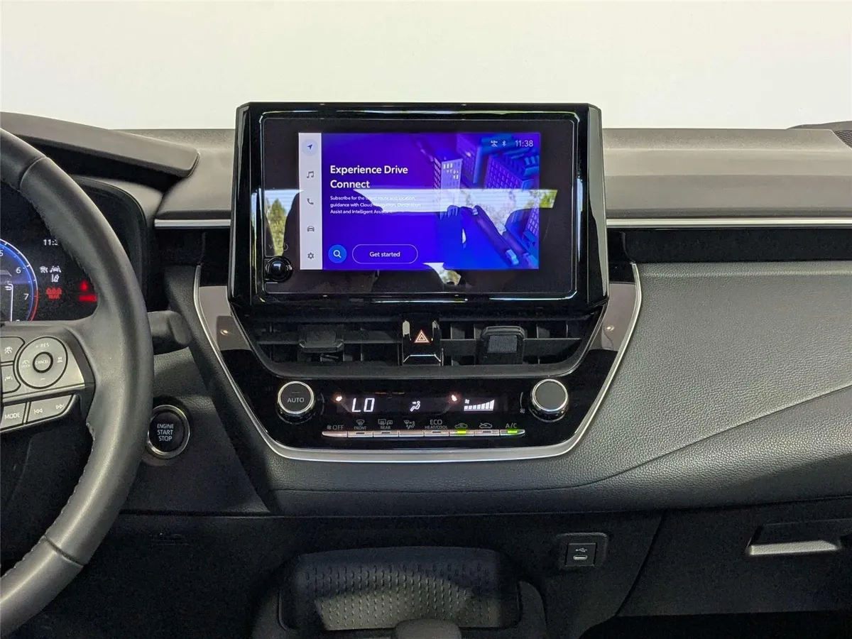 2026 Toyota Corolla SE thumbnail 38