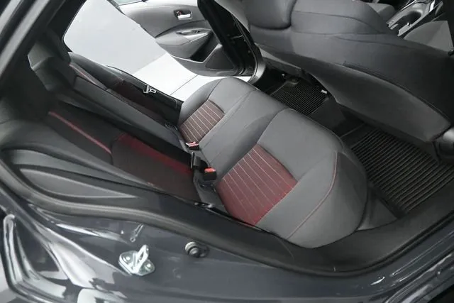 2026 Toyota Corolla SE thumbnail 13