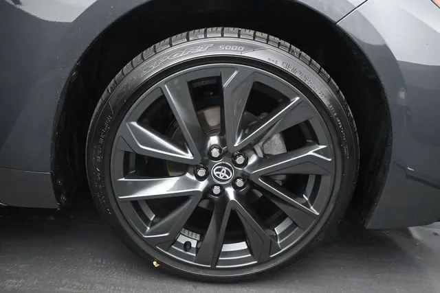 2026 Toyota Corolla SE thumbnail 15