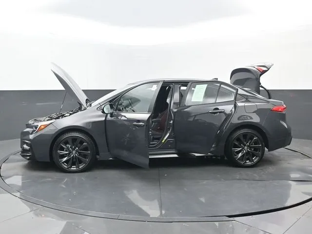 2026 Toyota Corolla SE thumbnail 31