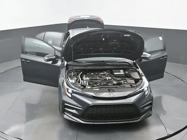 2026 Toyota Corolla SE thumbnail 32