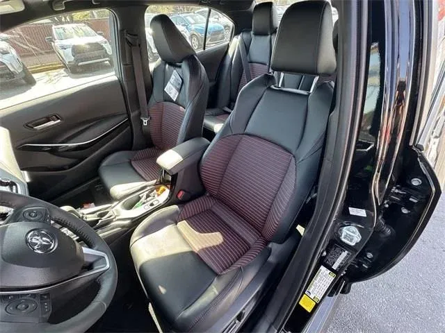 2026 Toyota Corolla XSE thumbnail 14