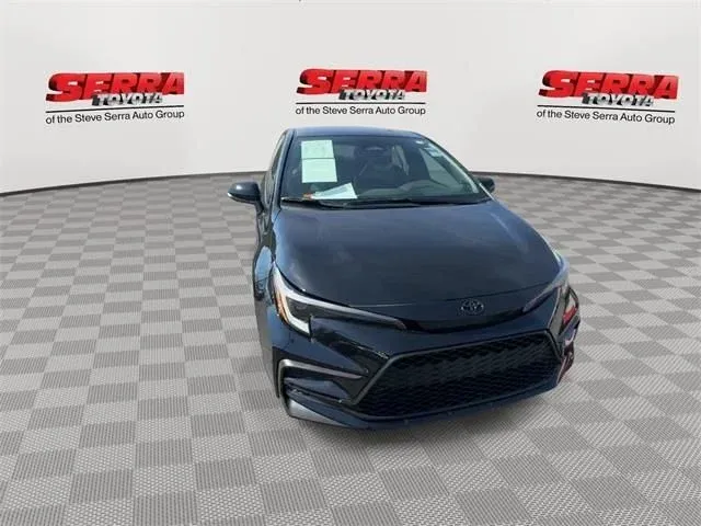 2026 Toyota Corolla XSE thumbnail 4