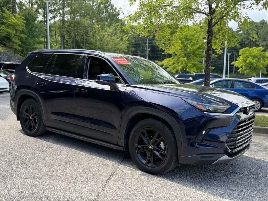 2026 Toyota Grand Highlander Hybrid Limited thumbnail 5