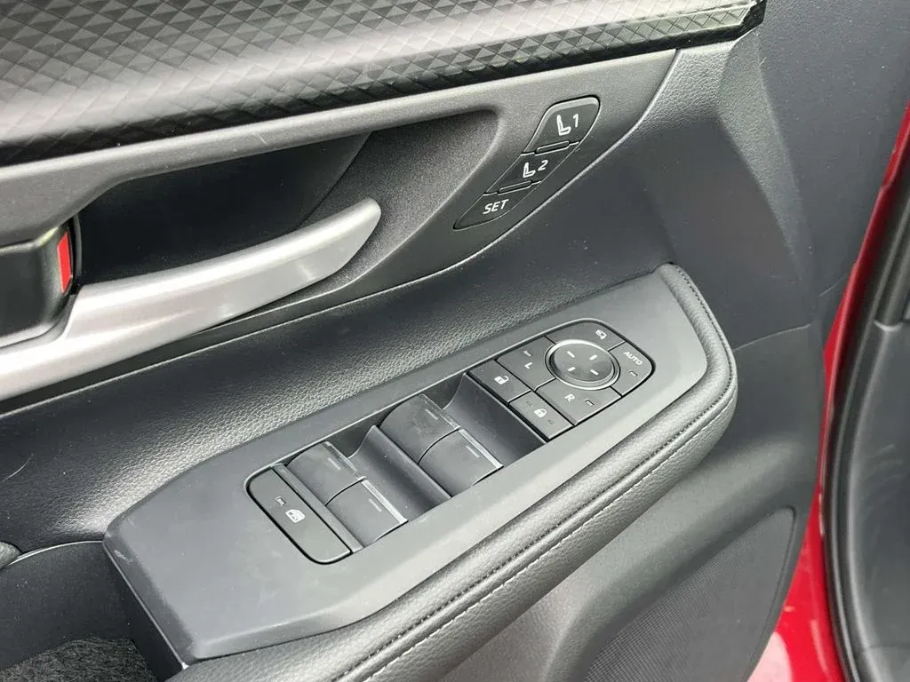 2026 Toyota Grand Highlander Hybrid MAX Limited thumbnail 12