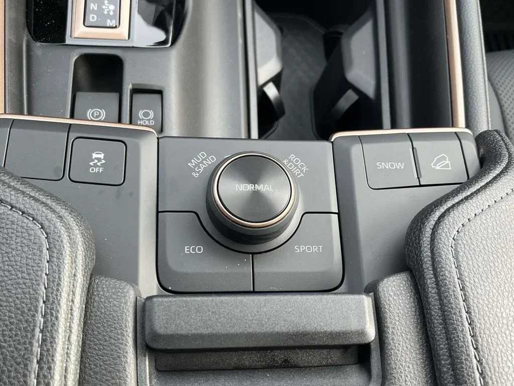 2026 Toyota Grand Highlander Hybrid MAX Limited thumbnail 23