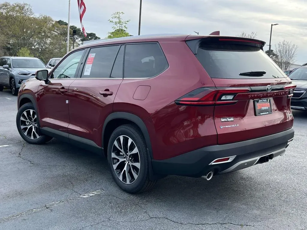 2026 Toyota Grand Highlander Hybrid MAX Limited thumbnail 4