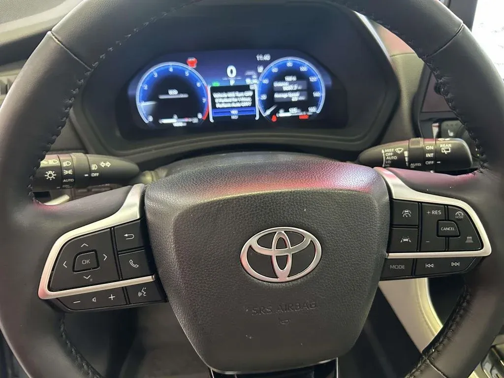 2026 Toyota Grand Highlander Limited thumbnail 19