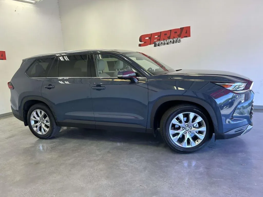 2026 Toyota Grand Highlander Limited thumbnail 2