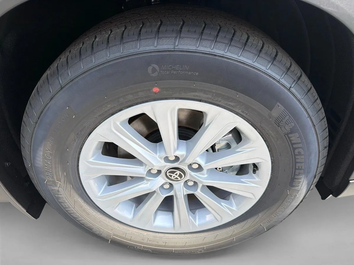 2026 Toyota Grand Highlander XLE thumbnail 12