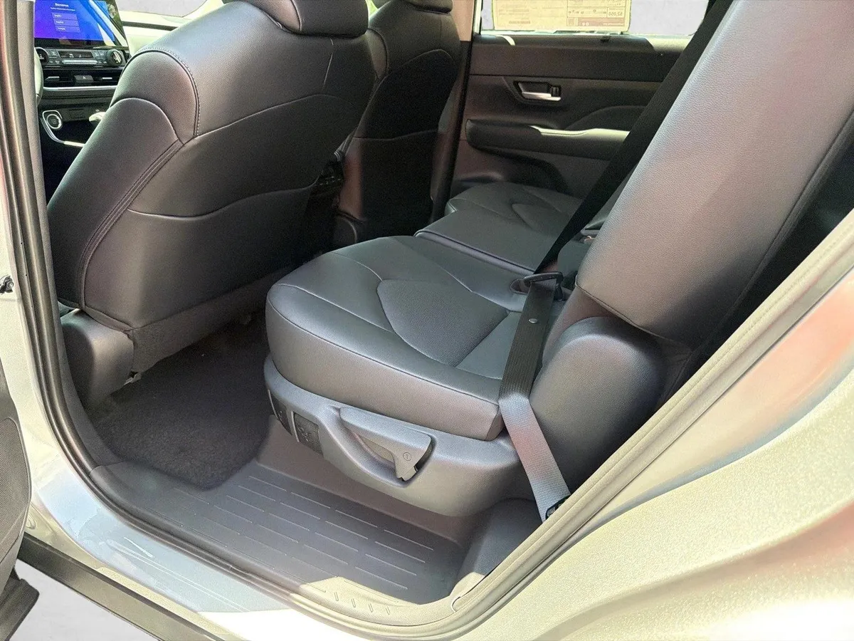 2026 Toyota Grand Highlander XLE thumbnail 21
