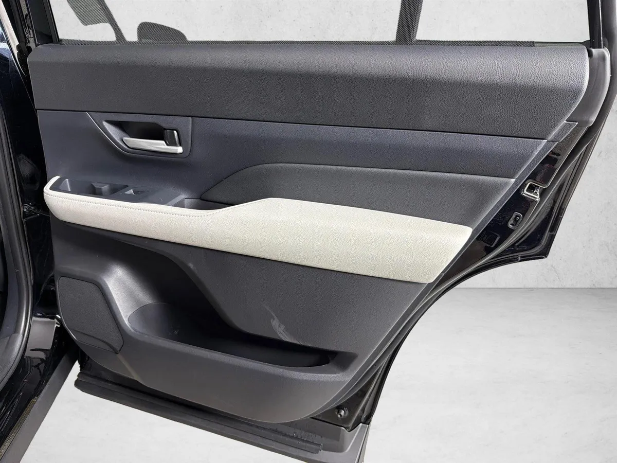 2026 Toyota Grand Highlander XLE thumbnail 16