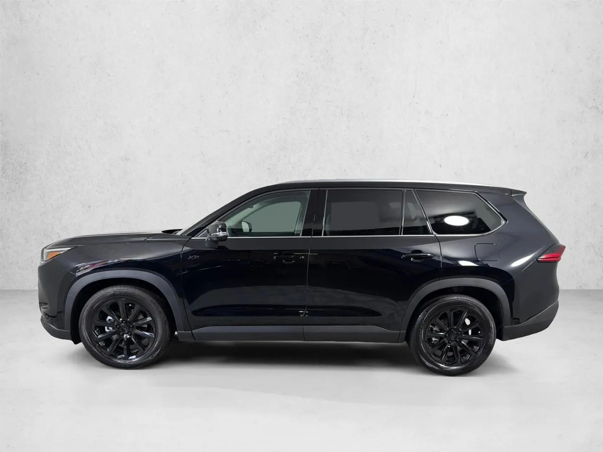 2026 Toyota Grand Highlander XLE thumbnail 6