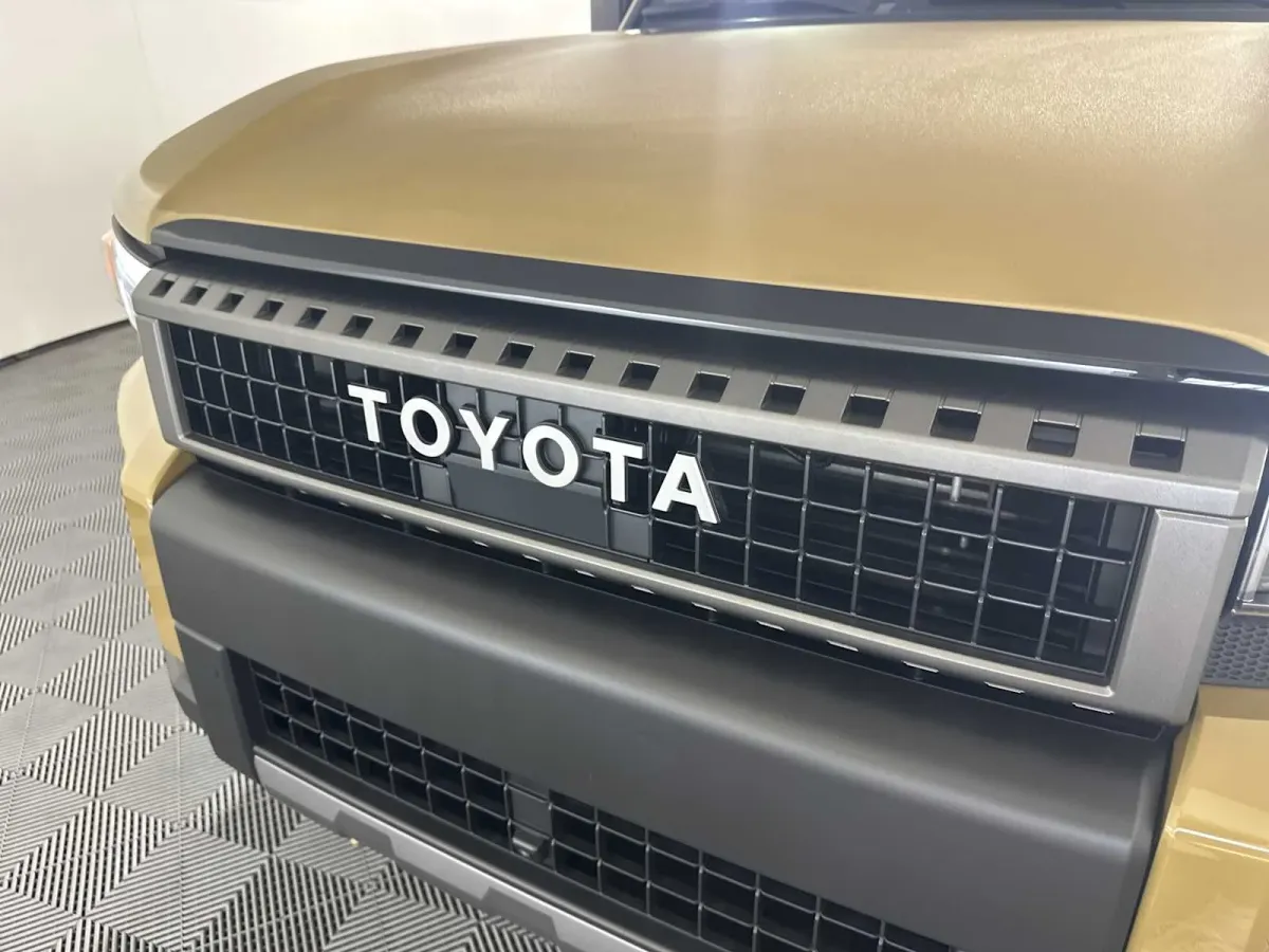 2026 Toyota Land Cruiser thumbnail 14