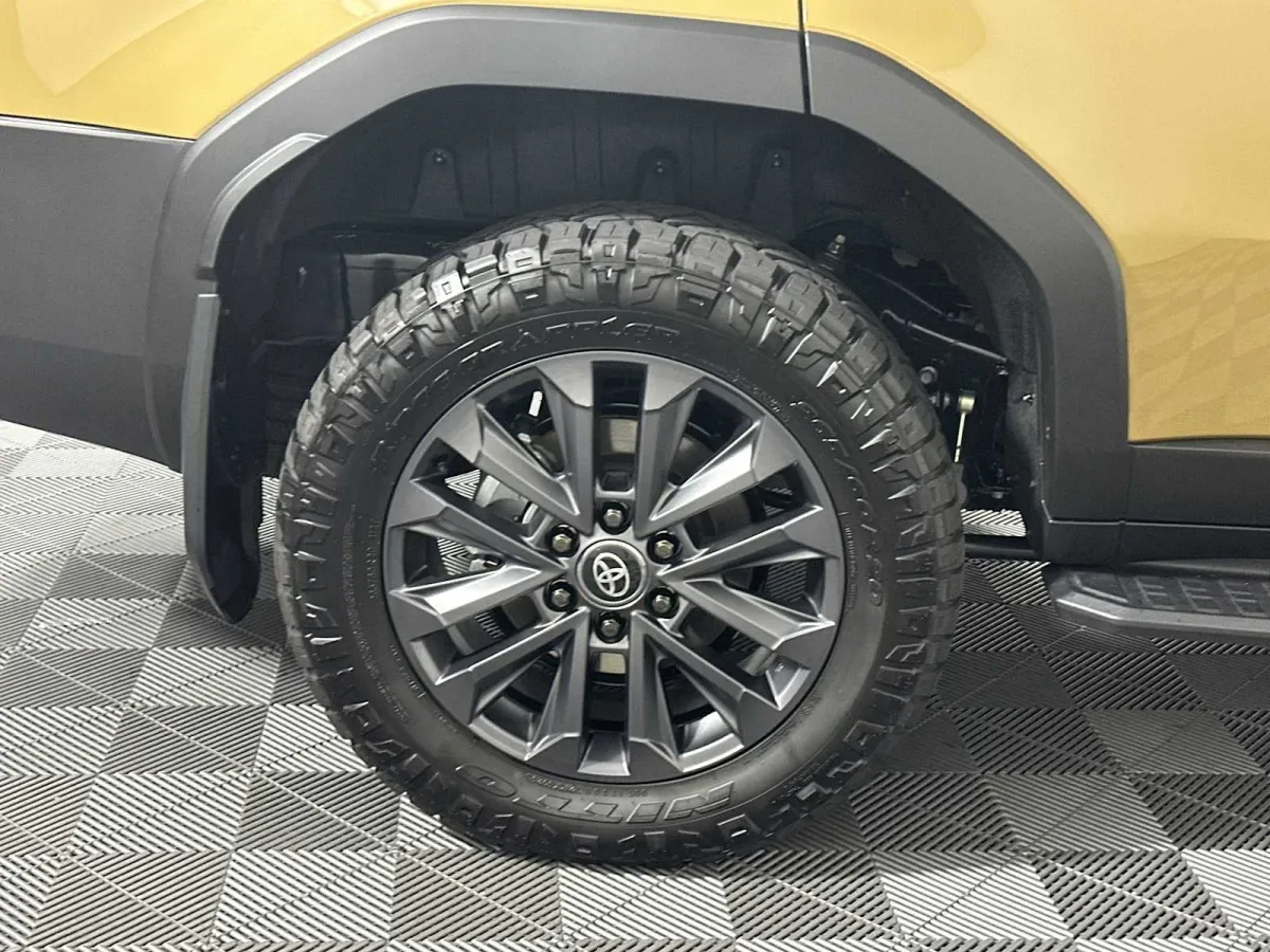 2026 Toyota Land Cruiser thumbnail 21