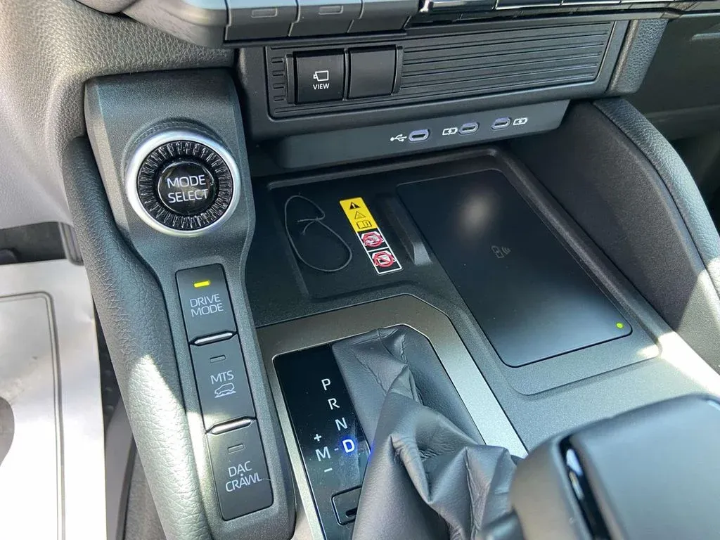 2026 Toyota Land Cruiser Base thumbnail 24