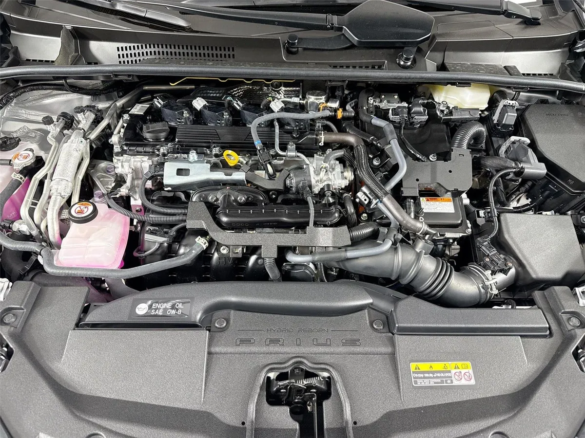 2026 Toyota Prius Plug-In Hybrid XSE thumbnail 45