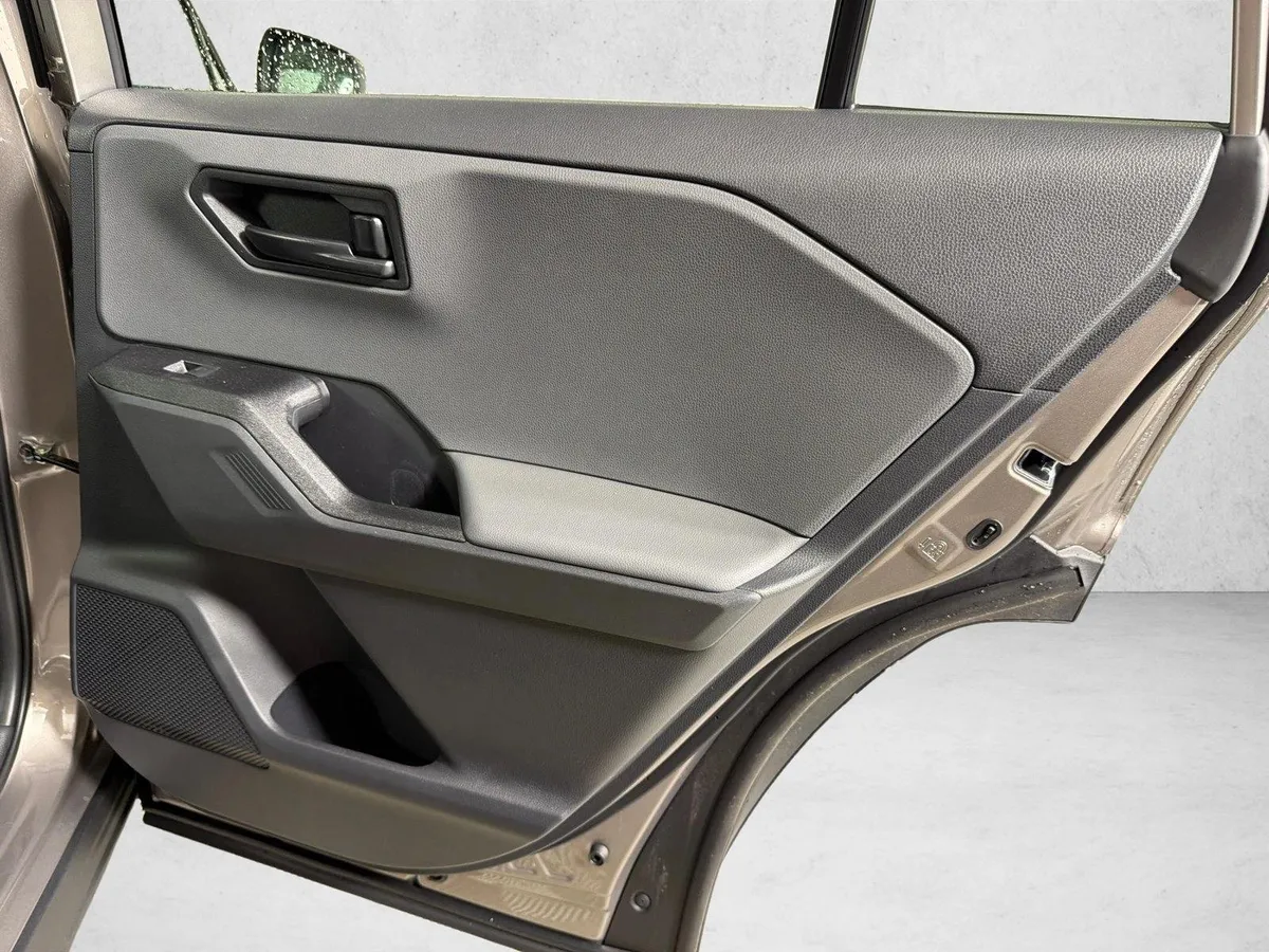 2026 Toyota RAV4 LE thumbnail 16