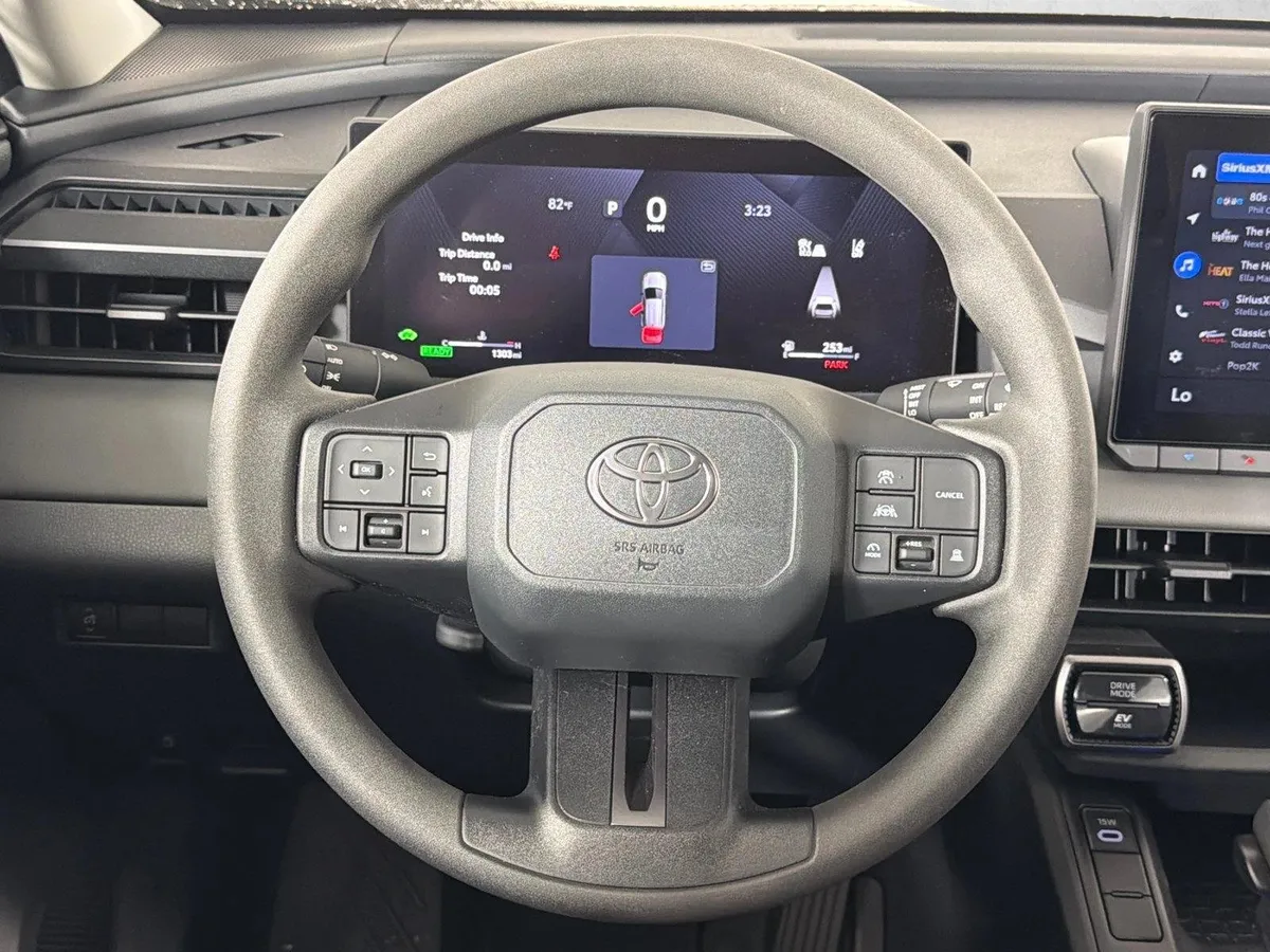 2026 Toyota RAV4 LE thumbnail 23