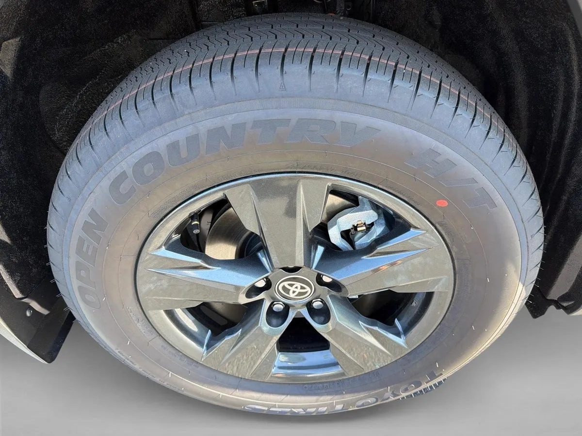 2026 Toyota RAV4 LE thumbnail 12