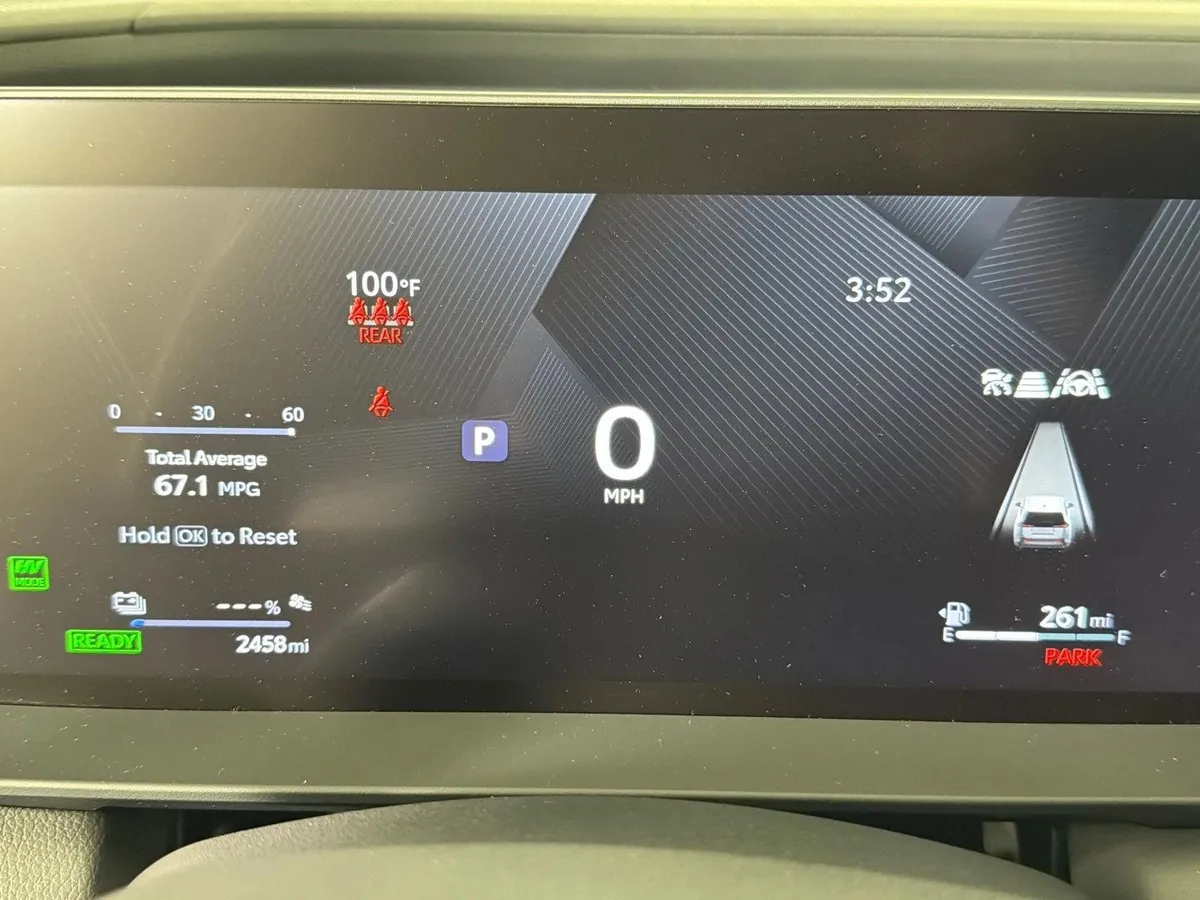 2026 Toyota RAV4 Plug-In Hybrid SE thumbnail 26