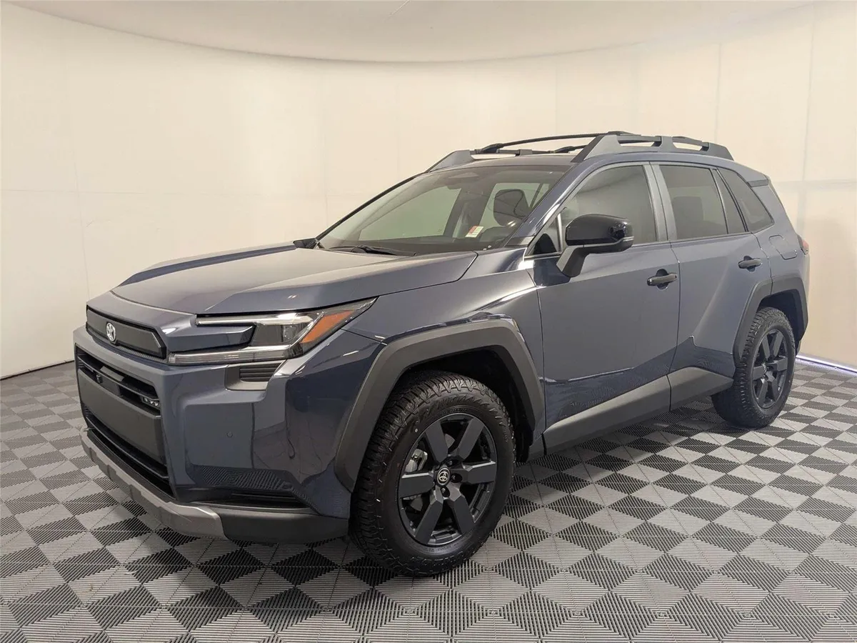 2026 Toyota RAV4 Woodland thumbnail 46