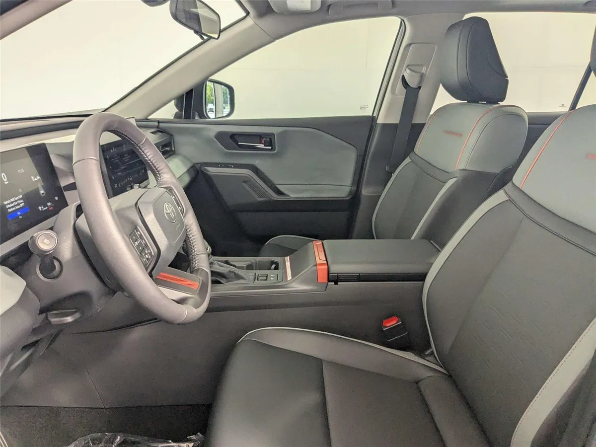 2026 Toyota RAV4 Woodland thumbnail 56